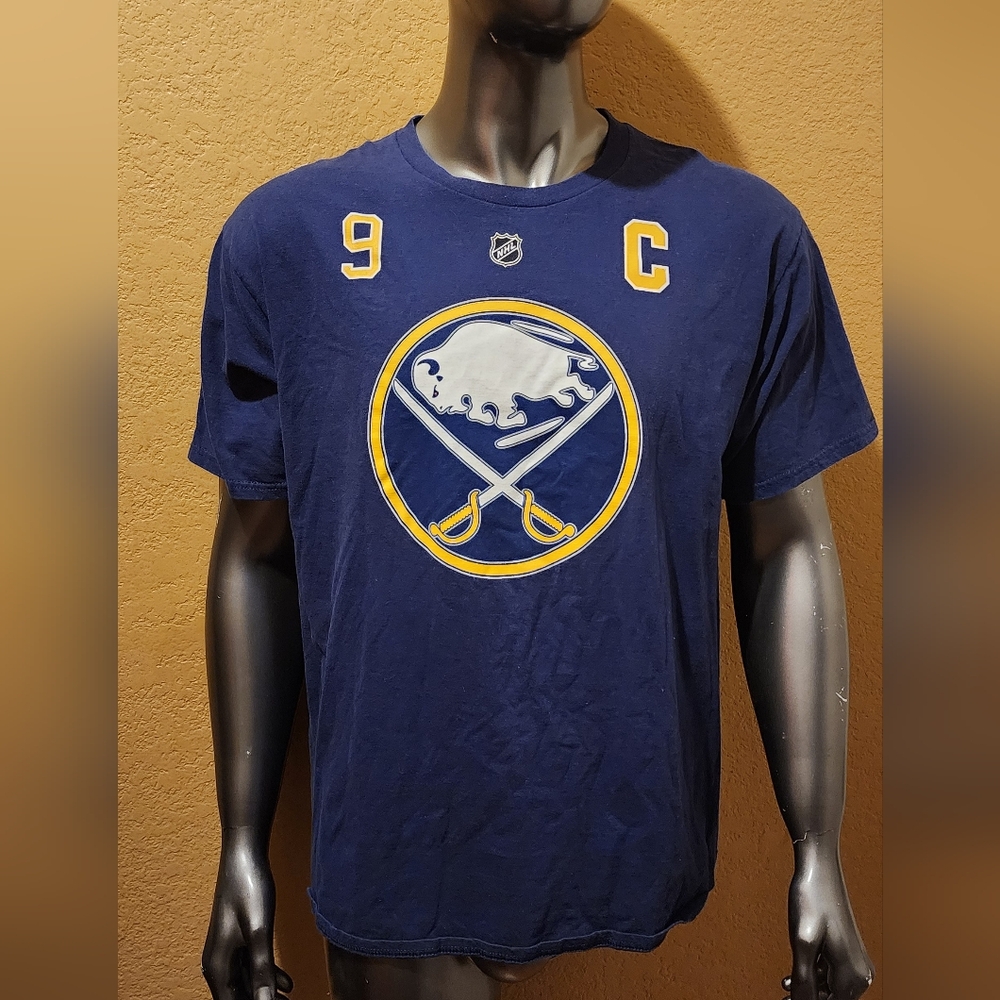 Fanatics Buffalo Sabers T shirt sz XL